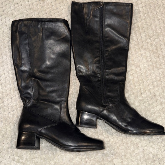 BLONDO Canada Leather Black Boots size 8 with Aqua Protect - Picture 1 of 9